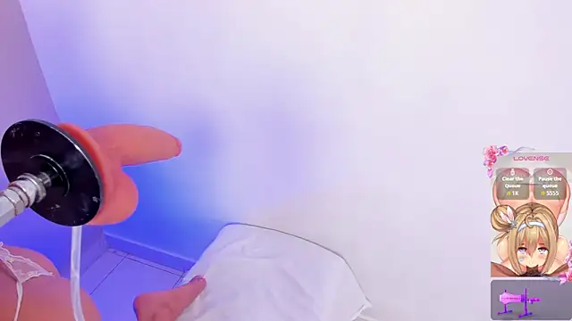 Snapshot of Maye_U chatting on 11, 11, 2025 Maye U online show from 11, 11, 2025