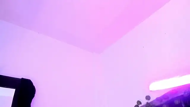 Snapshot of Andrew_Wolff chatting on 12, 3, 2025 Andrew Wolff online show from 12, 3, 2025