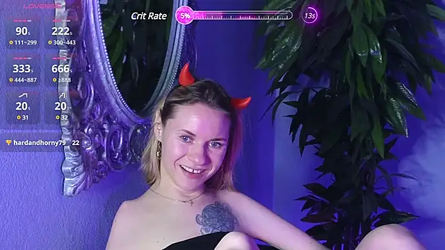 Snapshot of EmmaGallen chatting on 14, 3, 2025 EmmaGallen online show from 14, 3, 2025