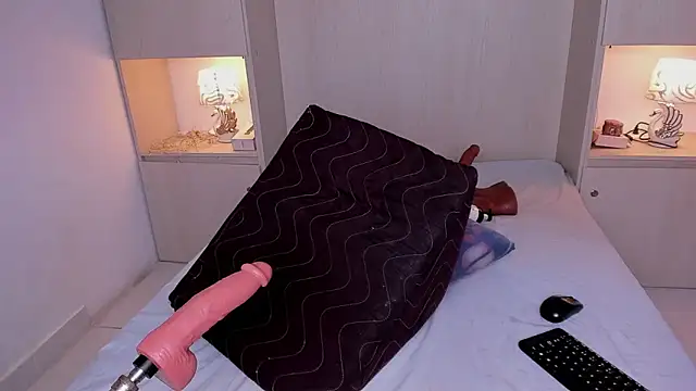 BeverlySteel online show from 17, 4, 2026