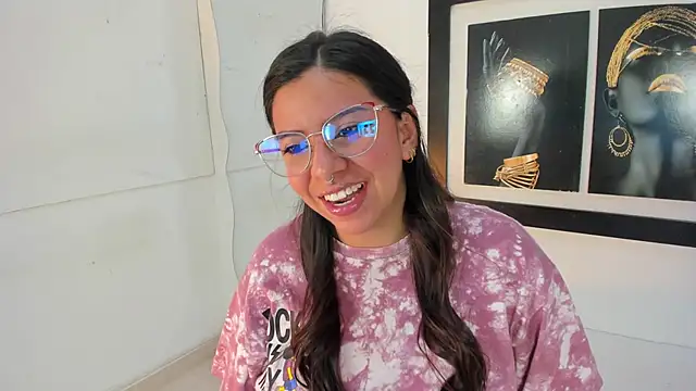 Snapshot of emilyy_cooperr chatting on 3, 12, 2025 emilyy cooperr online show from 3, 12, 2025