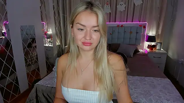 EvaGoddes online show from 25, 10, 2025