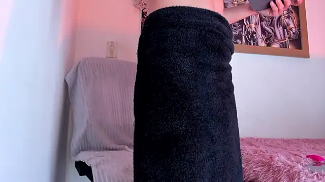 CRAZY-BOY99 online show from 2, 4, 2026