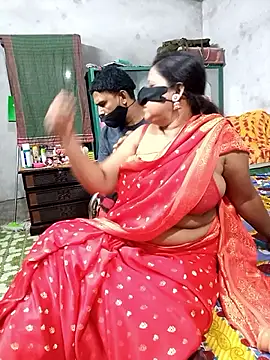 Snapshot of Pakhi_Couple_69 chatting on 14, 10, 2025 Pakhi Couple 69 online show from 14, 10, 2025
