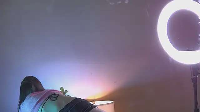 Amanda River online show from 30, 11, 2025