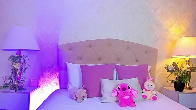 Mia Montess online show from 11, 3, 2026