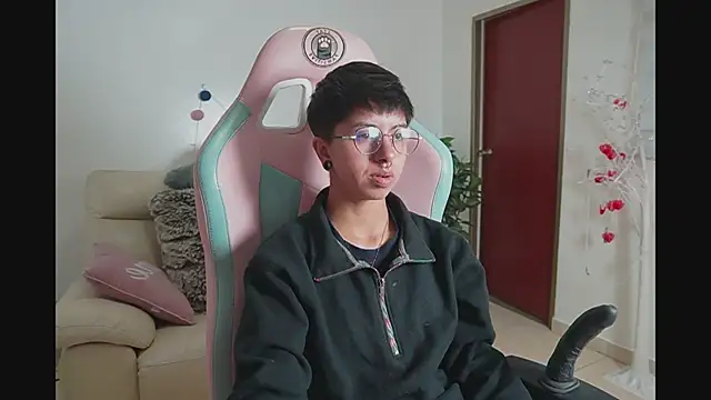 tommy blue online show from 1, 10, 2025