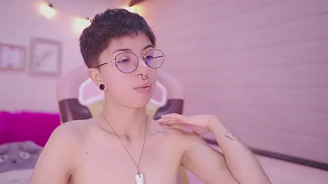 tommy blue online show from 11, 4, 2026