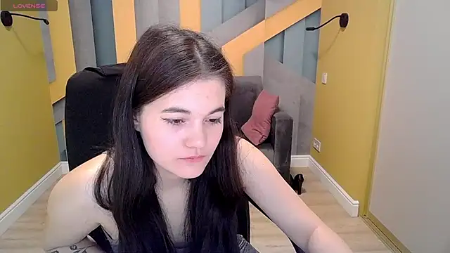 ElinaMils online show from 7, 3, 2025