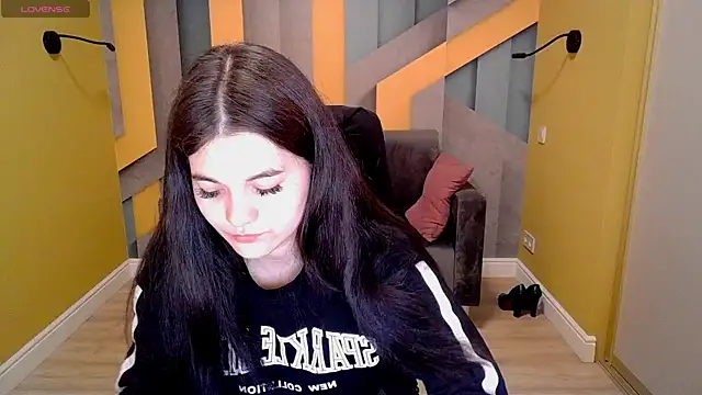 ElinaMils online show from 13, 3, 2025