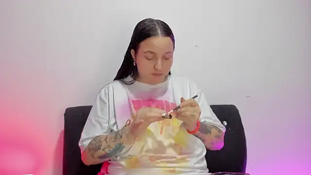 Celestte online show from 5, 4, 2026