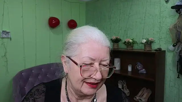 Maya Mayflower online show from 6, 3, 2025