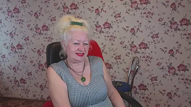 Maya Mayflower online show from 9, 10, 2025