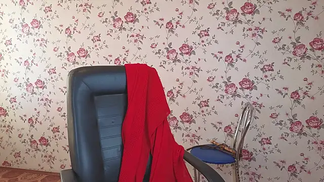 Maya Mayflower online show from 23, 10, 2025