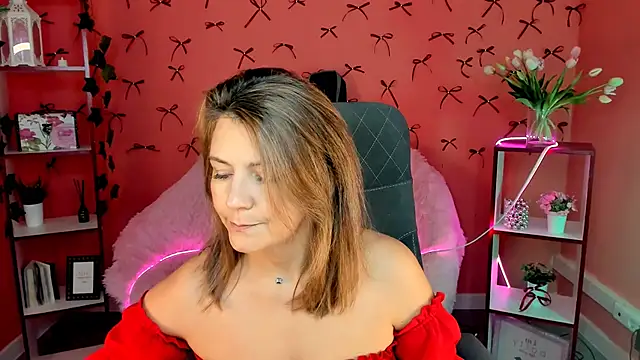 NicoleHitman online show from 18, 9, 2025