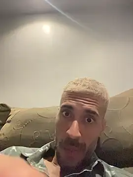 Snapshot of rodric-xxl chatting on 8, 11, 2025 rodric-xxl online show from 8, 11, 2025