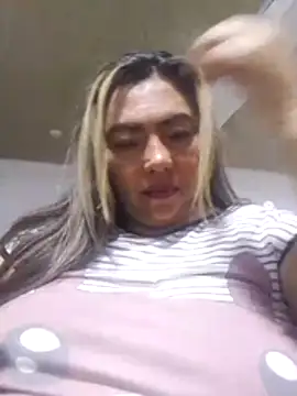 Snapshot of dihayara chatting on 7, 7, 2026 dihayara online show from 7, 7, 2026