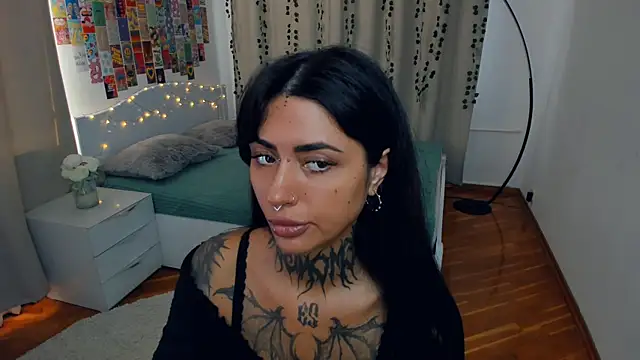 CharimgSabrina online show from 26, 10, 2025