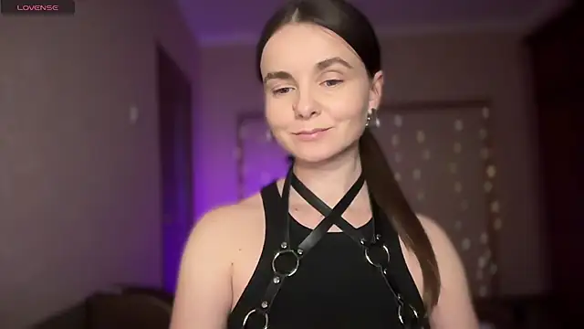 Snapshot of lanaloulou chatting on 24, 10, 2025 lanaloulou online show from 24, 10, 2025