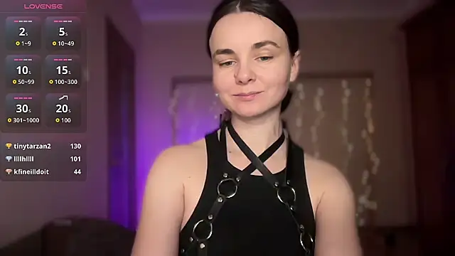 Snapshot of lanaloulou chatting on 30, 10, 2025 lanaloulou online show from 30, 10, 2025