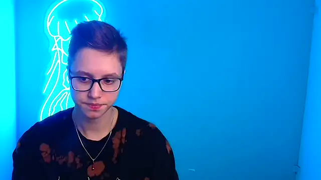 Bella Swannn online show from 14, 3, 2025