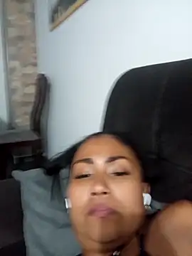 Ariana Rodriguez online show from 4, 10, 2025