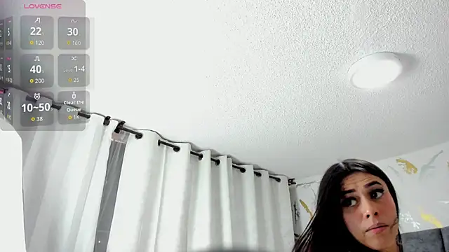 Cristal Velle online show from 17, 12, 2025