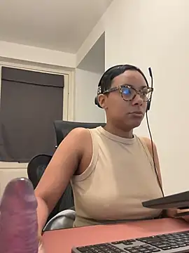 Snapshot of Melia_Rayne chatting on 26, 2, 2026 Melia Rayne online show from 26, 2, 2026