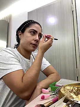 isabella winkler online show from 8, 1, 2026