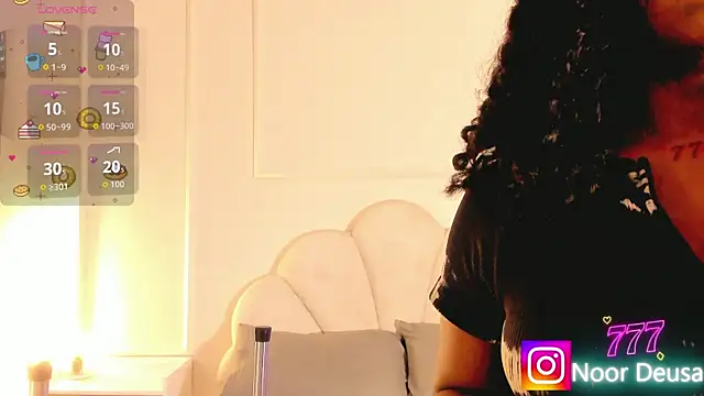 Candaceoweens online show from 31, 3, 2026