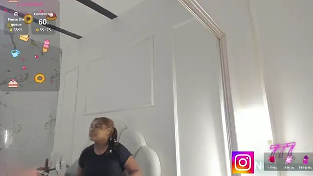 Snapshot of Candaceoweens chatting on 29, 4, 2026 Candaceoweens online show from 29, 4, 2026