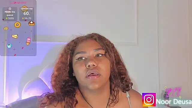 Snapshot of Candaceoweens chatting on 9, 5, 2026 Candaceoweens online show from 9, 5, 2026