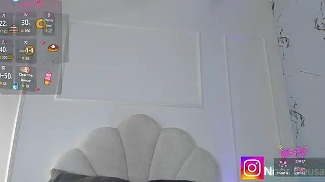 Snapshot of Candaceoweens chatting on 18, 5, 2026 Candaceoweens online show from 18, 5, 2026