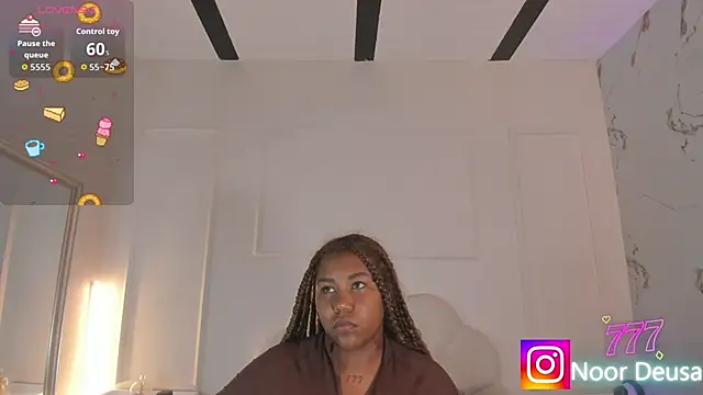 Snapshot of Candaceoweens chatting on 24, 5, 2026 Candaceoweens online show from 24, 5, 2026