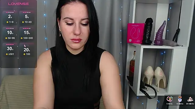 JuliyaMayss online show from 3, 10, 2025