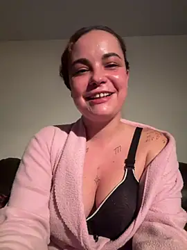 Snapshot of Biana_Fernan chatting on 19, 5, 2026 Biana Fernan online show from 19, 5, 2026