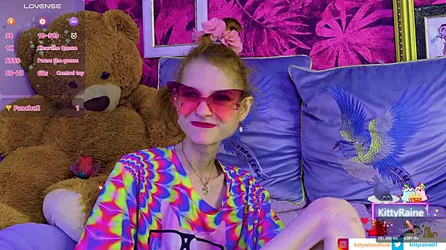 Snapshot of KittyRaine chatting on 8, 7, 2026 KittyRaine online show from 8, 7, 2026