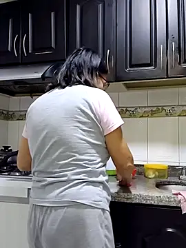 victoria wayne online show from 25, 10, 2025