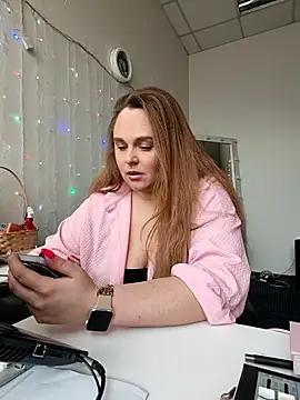 Juicy PeachLux online show from 8, 4, 2026