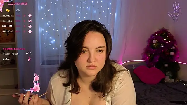 MiraLuccian online show from 12, 1, 2026