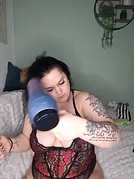 Saucy-Serenity online show from 13, 2, 2026