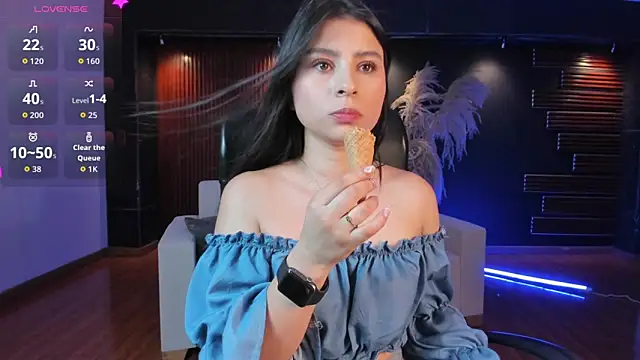Snapshot of Catalina_Santhana chatting on 10, 10, 2025 Catalina Santhana online show from 10, 10, 2025