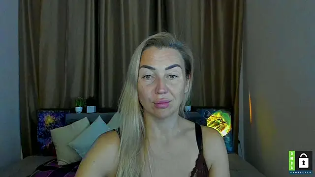 Snapshot of Kiss_julli88I chatting on 6, 11, 2025 Kiss julli88I online show from 6, 11, 2025