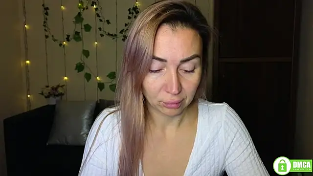 Snapshot of Kiss_julli88I chatting on 18, 11, 2025 Kiss julli88I online show from 18, 11, 2025