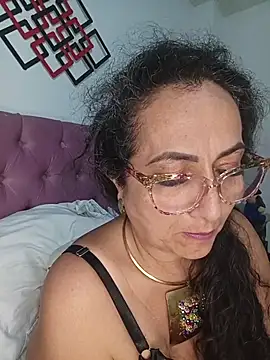 AlessandraLeroy online show from 19, 5, 2026