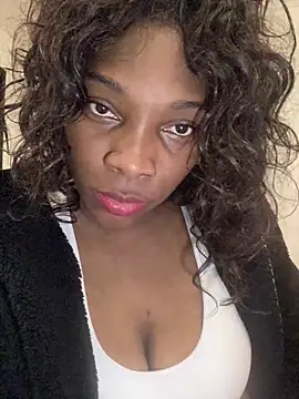 Nahomy gree online show from 13, 3, 2025