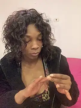 Nahomy gree online show from 14, 3, 2025