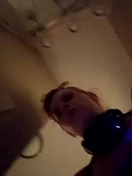 KITTYBOOBOOFUXX online show from 18, 4, 2026