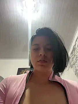 Snapshot of victoriacooper21 chatting on 17, 2, 2026 victoriacooper21 online show from 17, 2, 2026