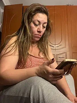 Luna-nevada online show from 12, 2, 2026